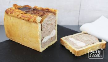 Pâté en croûte persillé tranché